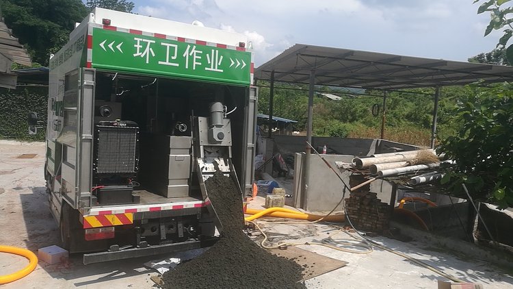 红毛镇污泥干湿分离技术